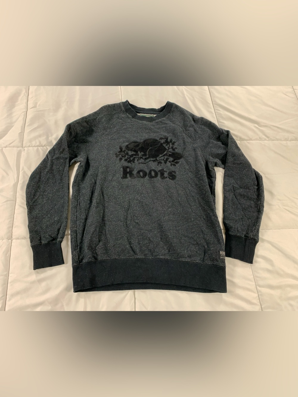 Pre loved ROOTS sweatshirt mens size M
